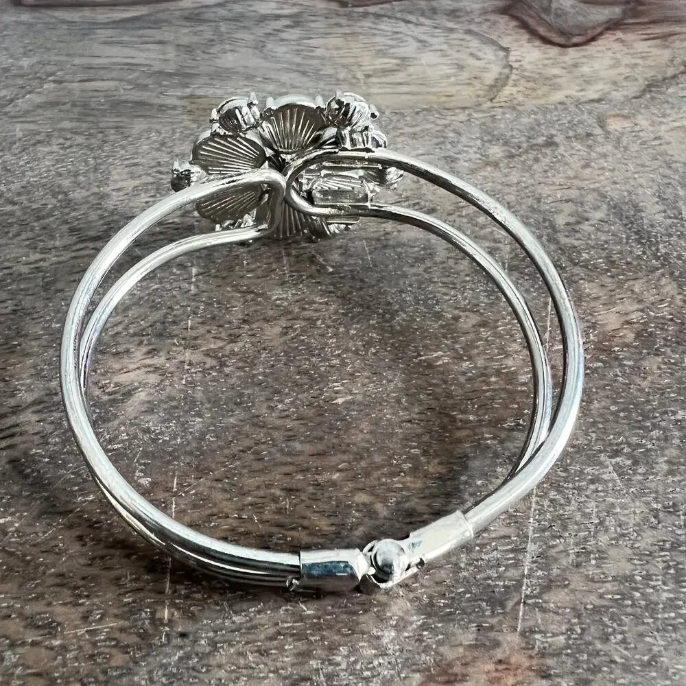 Silver and green rhinestone studded floral spring hinged cuff bracelet - Picture 6 of 7